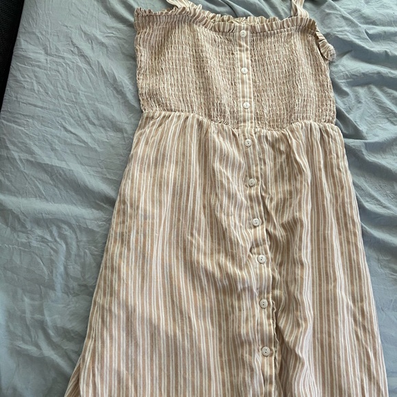 Dress - Picture 4 of 4